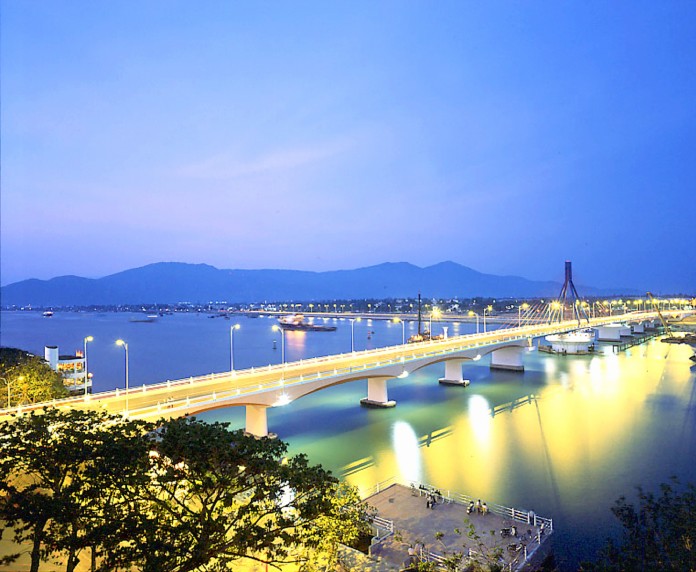 Đừng bỏ lỡ biệt thự hai mặt tiền bên sông Hàn, Đà Nẵng – 5 tỷ/căn