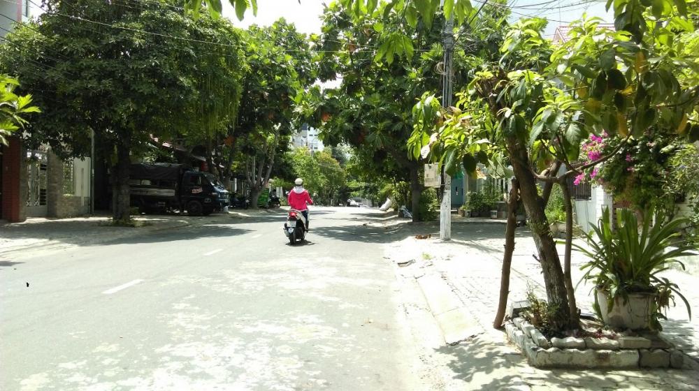 Bán nhà đường Trần Huấn, TP Đà Nẵng, đường rộng 10,5m, gần bệnh viện tâm trí