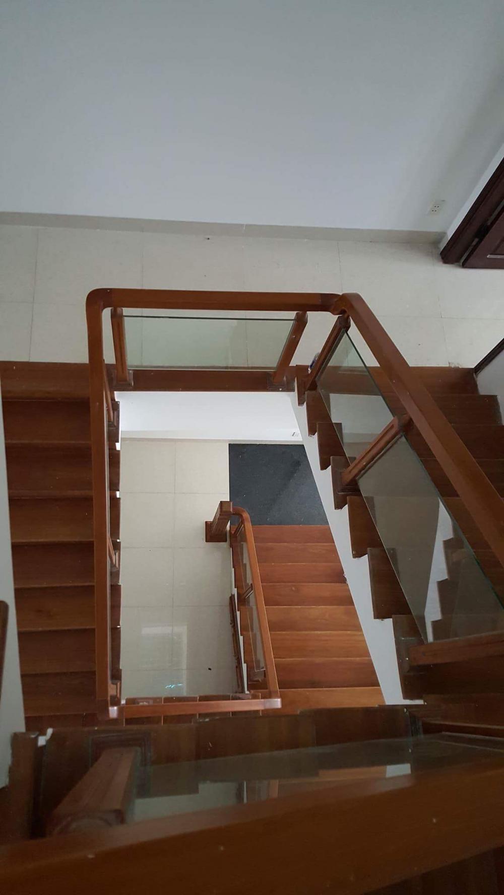 Chính chủ cần bán gấp nhà đẹp 4 tầng MT Lê Lai, Hải Châu, Đà Nẵng