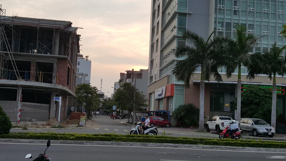 Cho thuê đất đẹp ngay mặt tiền đường Nguyễn Bá Học - Bình Minh 1