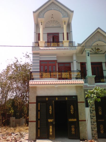Cần bán nhà 3 tầng MT đường Nguyễn Duy Hiệu, 174m2 (7,25x24m2), nở hậu