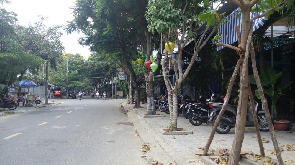 Bán nhà C4 đường Hoài Thanh gần ngã 4 Lê Văn Hưu 2,75 tỷ/115m2