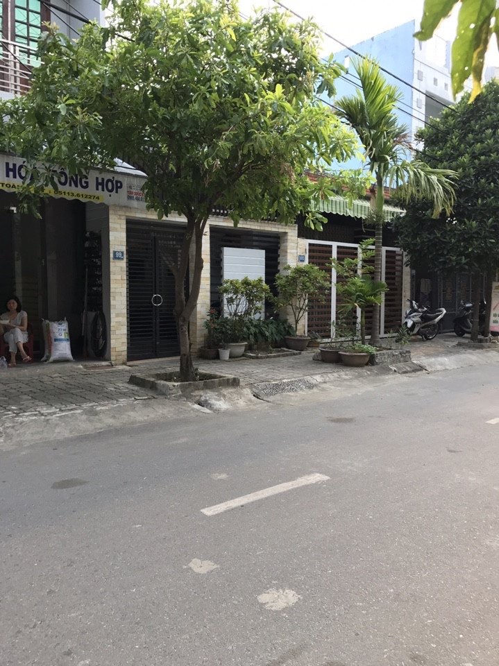 Bán nhà mặt tiền đường Nguyễn Khánh Toàn, Hải Châu, Đà Nẵng. DT 93.6m2, giá 2,8 tỷ, LH 0901983883