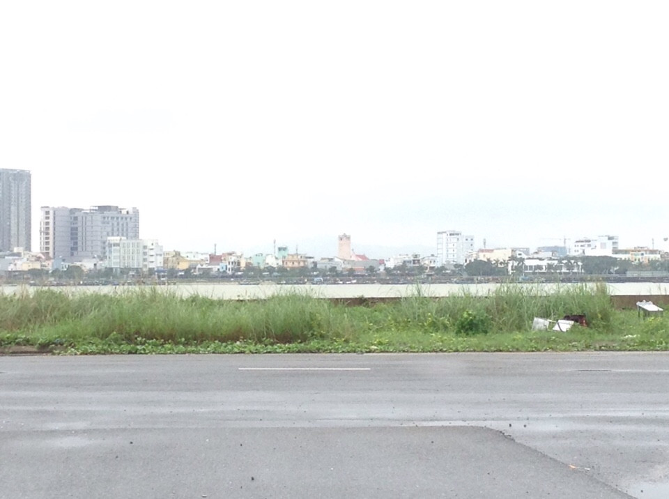 Cần bán lô đất góc 2 mt ngay sông Hàn đường Hồ Hán Thương và Bùi Dương Lịch