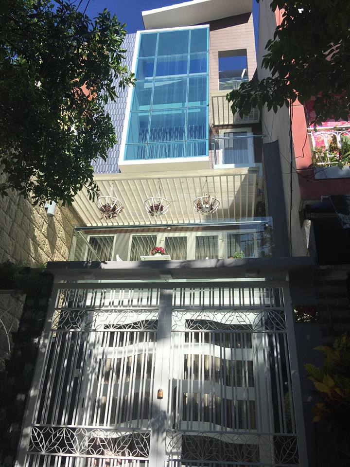 Bán nhà 3 tầng đẹp đường Phạm Phú Tiết, khu dân cư cao cấp, giá chính chủ. LH 0911296768