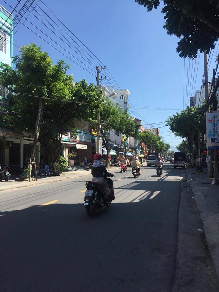 Cần bán nhà mặt tiền thuận tiện kinh doanh mua bán trên đường Phan Châu Trinh, Hải Châu