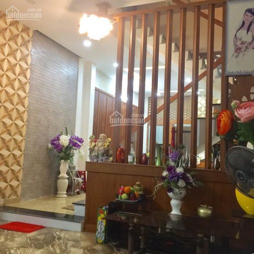 Cần bán gấp nhà đẹp đường mặt tiền 3 tầng, mê lệch, Kinh Dương Vương, TP Đà Nẵng