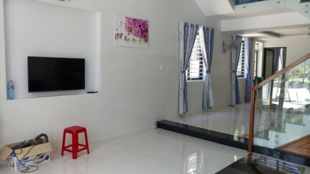 Bán nhà mới đường Nguyễn Đức An đầy đủ nội thất, 5 phòng ngủ gần biển