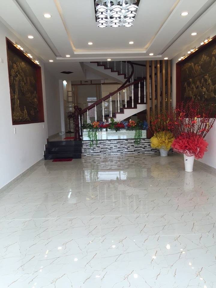 Cần bán gấp mặt tiền nhà đẹp 4 tầng Nguyễn Lộ Trạch, TP Đà Nẵng