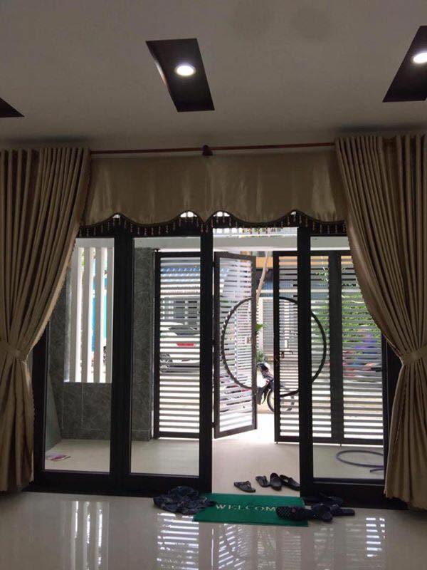 Cần bán gấp nhà đẹp đường MT 3 tầng mê lệch Dương Quảng Hàm, TP Đà Nẵng