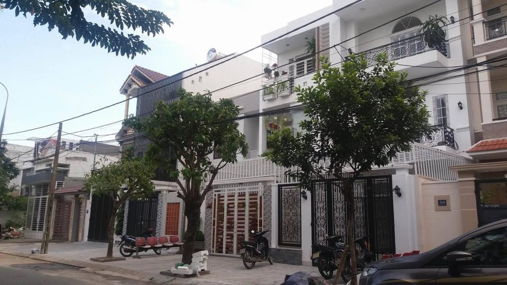 Nhà 4 tầng khu phố VIP Nguyễn Xí, nhà cực đẹp, hiện đại.