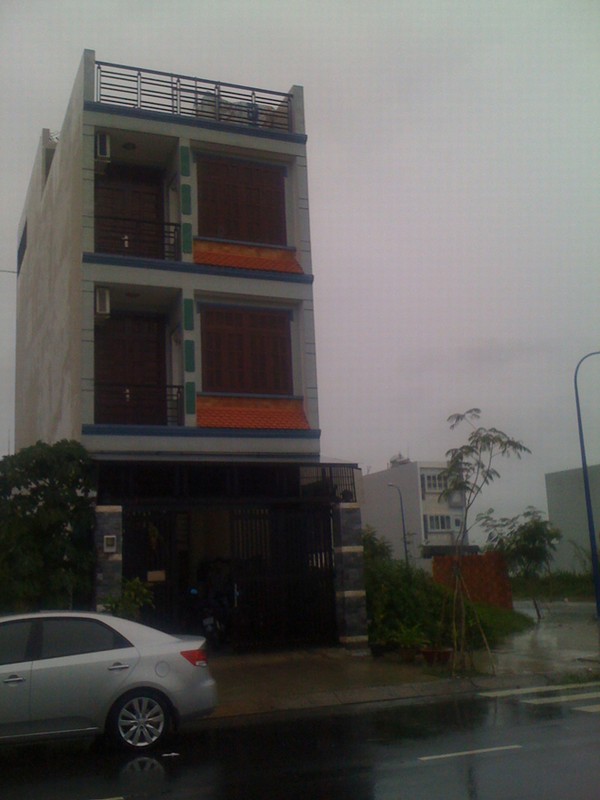 Chính chủ cần bán gấp căn nhà 3,5 tầng, gần đường Nguyễn Tất Thành, Đà Nẵng, giá 3,5 tỷ