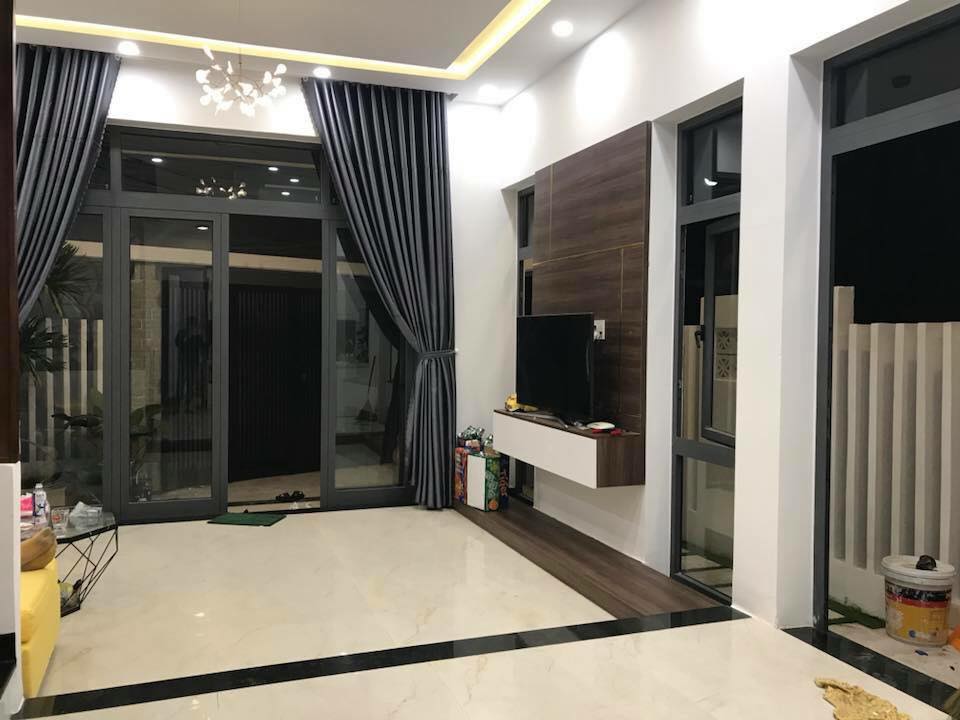 Bán nhà mặt tiền 3 tầng mới đẹp, đường Phạm Như Tăng, quận Thanh Khê