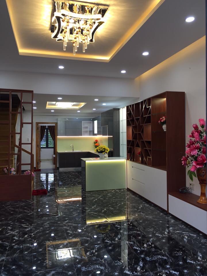 Cần bán gấp 2 căn nhà mới 100% mặt tiền đường Nguyễn Sơn, Q.Hải Châu