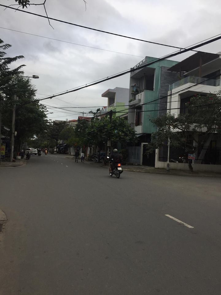Bán nhà cấp 4 mặt tiền đường Phạm Thế Hiển, ngay cổng sau đại học Ngoại Ngữ