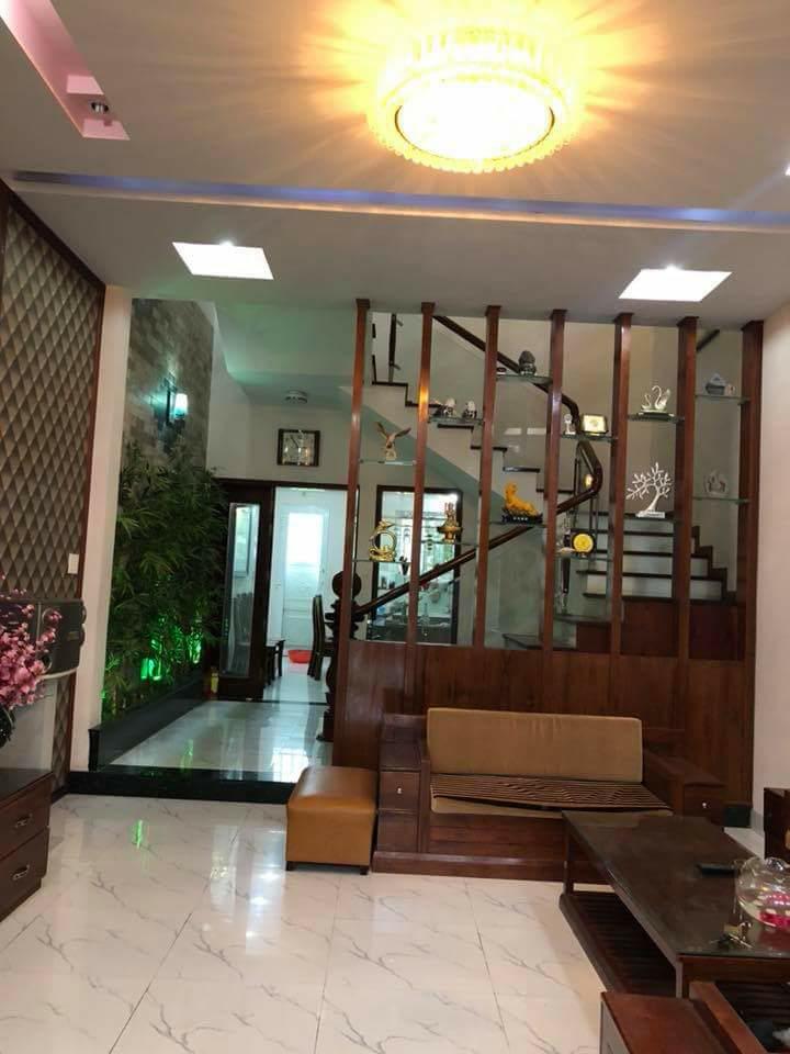 Bán nhà 4 tầng cực đẹp MT Đinh Công Trứ, Sơn Trà, Đà Nẵng