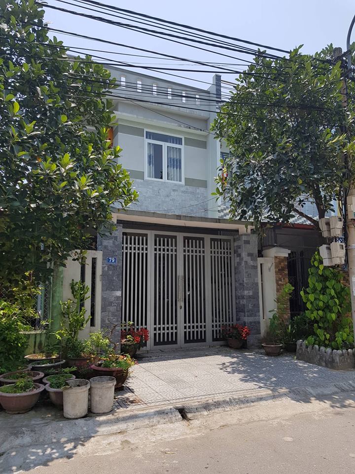 Cần bán gấp căn nhà 2 tầng mới + đẹp + kiên cố MT Nguyễn Khoa Chiêm