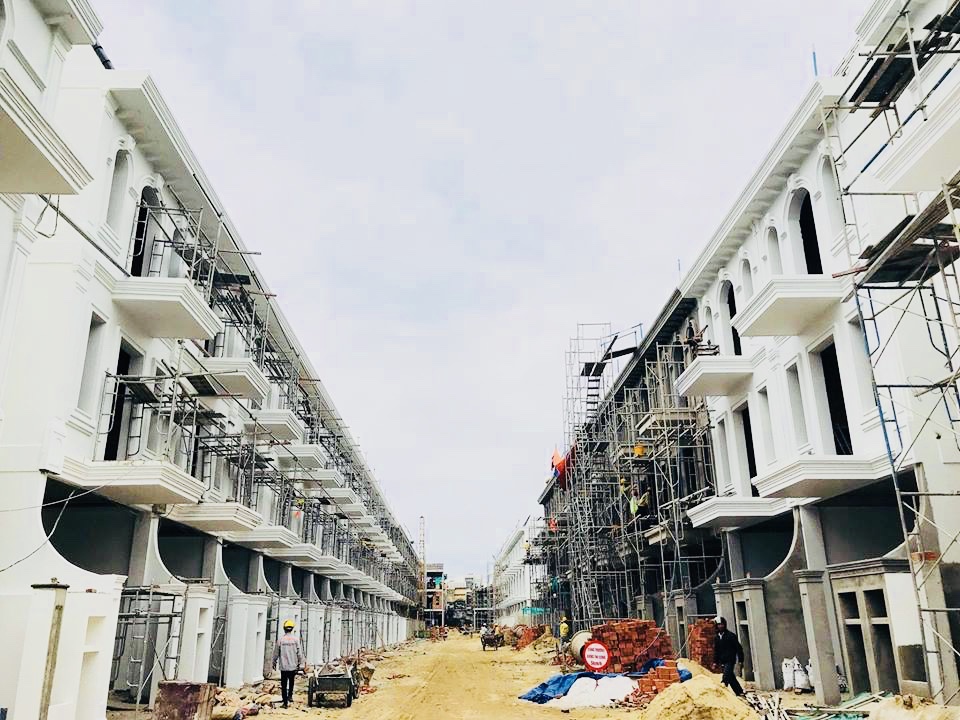 Bán Nhà Phố Dự Án Phú Gia Compound Mặt Tiền Ông Ích Khiêm, Đà Nẵng 