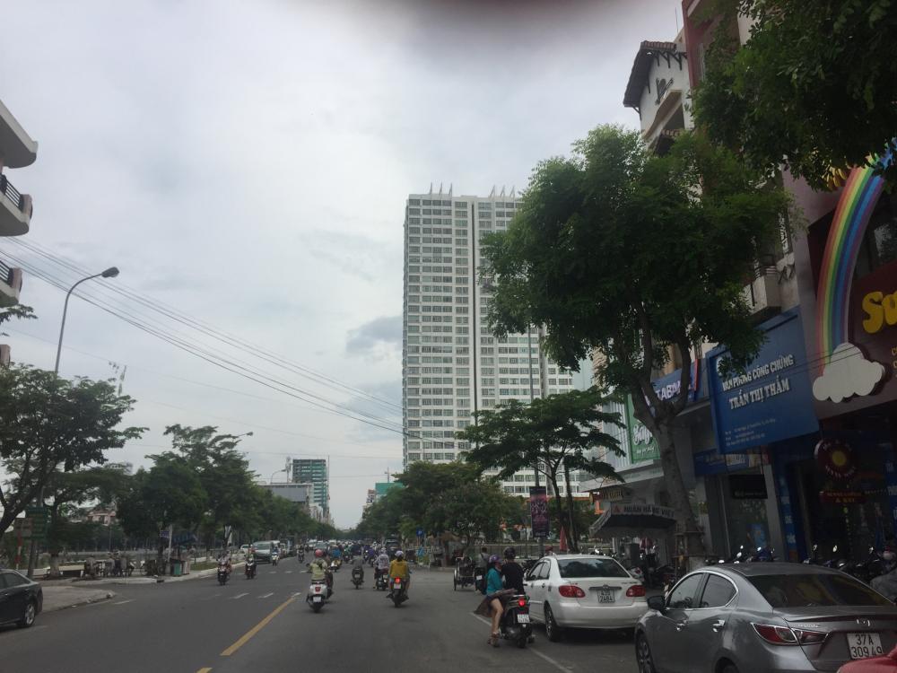 Bán nhà mặt tiền Hàm Nghi sát Nguyễn Văn Linh, 3 tầng, ngang 4.5m, giá 13 tỷ