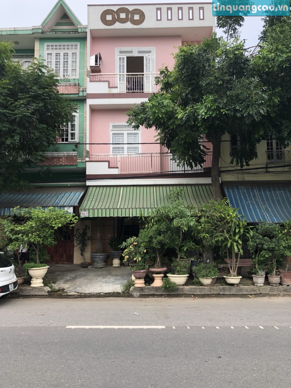 Bán nhà mặt tiền quốc lộ 1A, số 586 Nguyễn Lương Bằng, nhà 3 tầng, hướng Tây