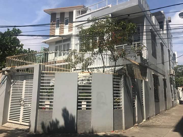 Chính chủ cần bán nhà 3 tầng 2 mặt kiệt ôto 4m5 đường Nguyễn Hữu Thọ 