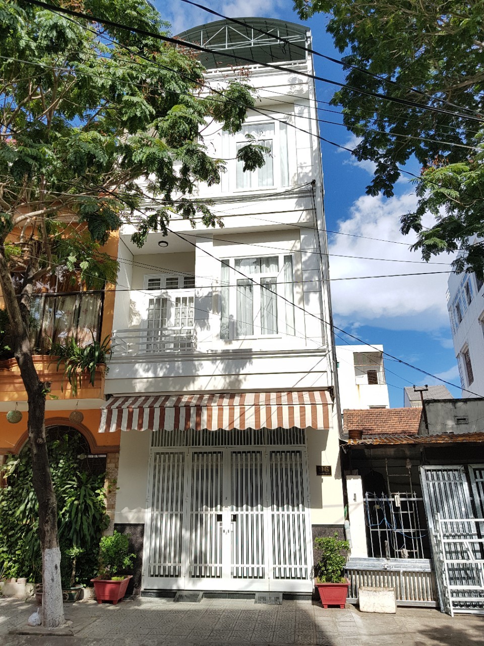 Bán nhà 3 tầng mặt tiền đường Thanh Thủy, Hải châu, Đà Nẵng