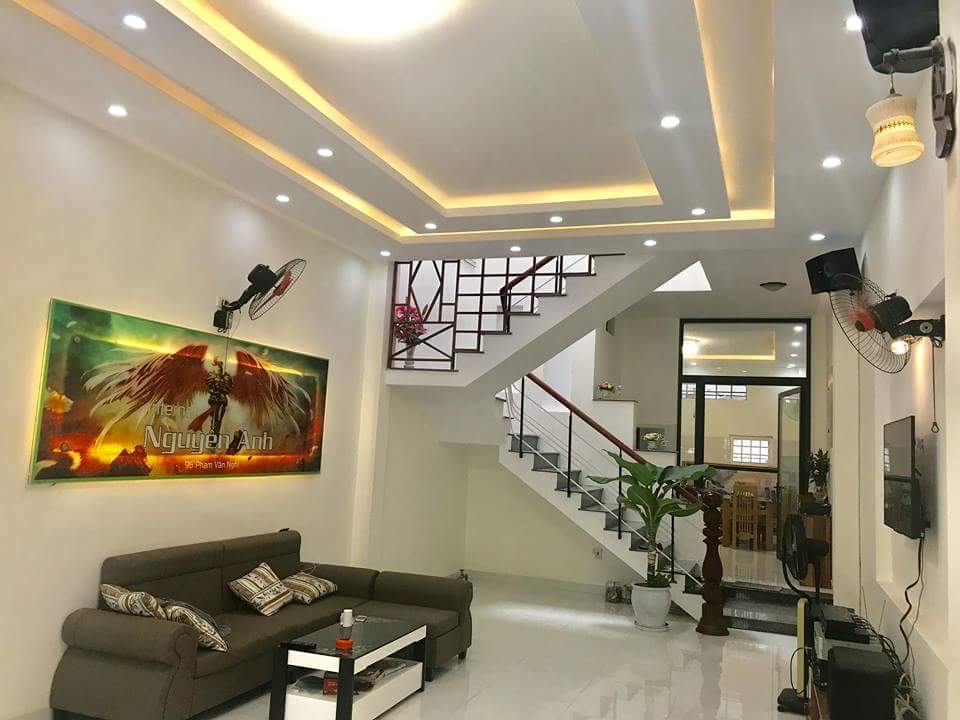 Cần bán gấp nhà đẹp MT 2 tầng đường Hà Huy Giáp, TP Đà Nẵng