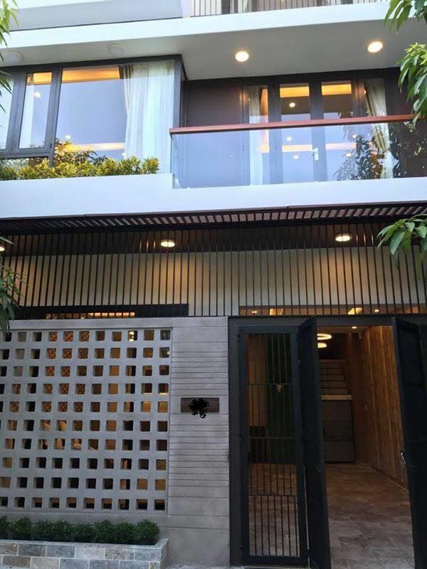 Cần bán gấp nhà đẹp đường 5.5m MT 3 tầng 3 mê lệch Nguyễn Hành, TP Đà Nẵng