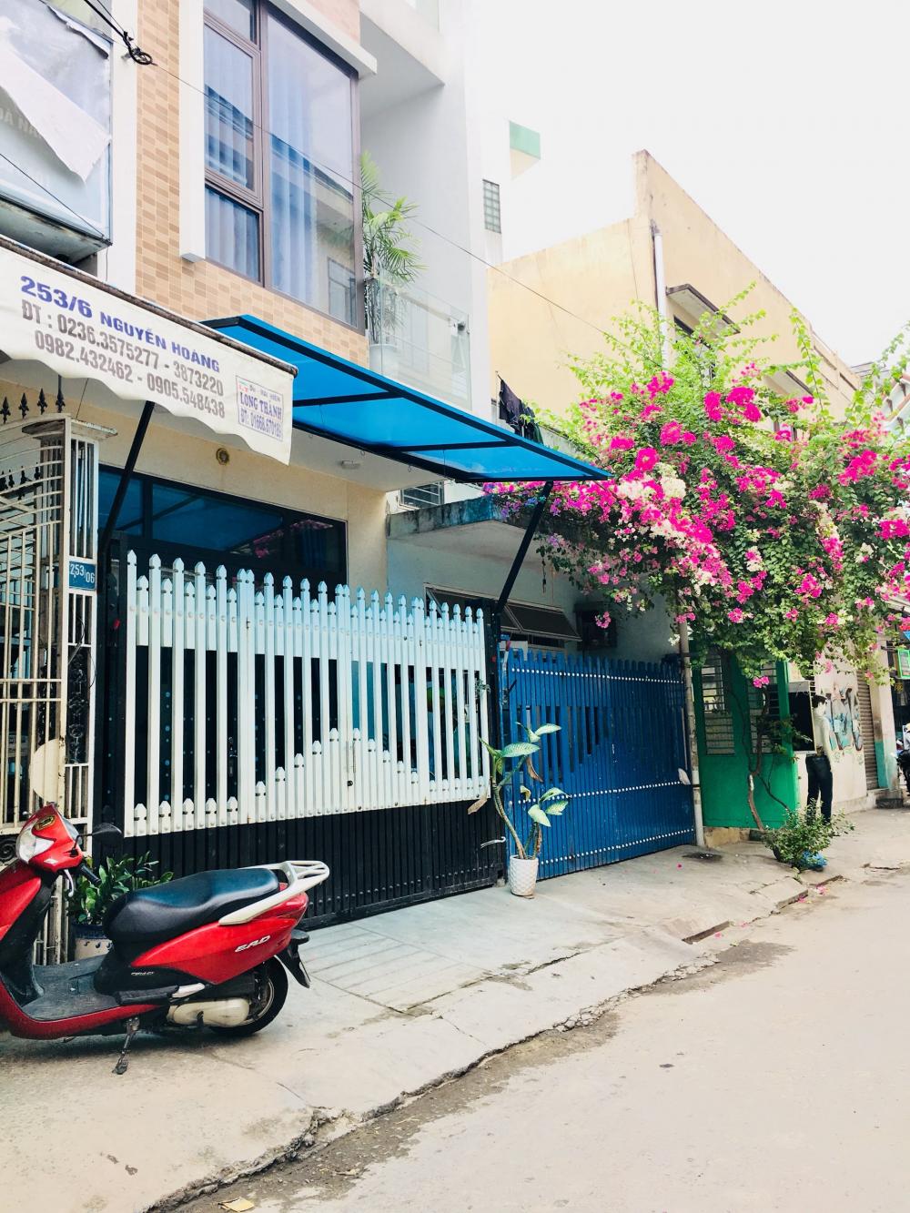 Bán nhà 3 tầng, kiệt ôtô đường Nguyễn Hoàng, Hải Châu, Đà Nẵng.	