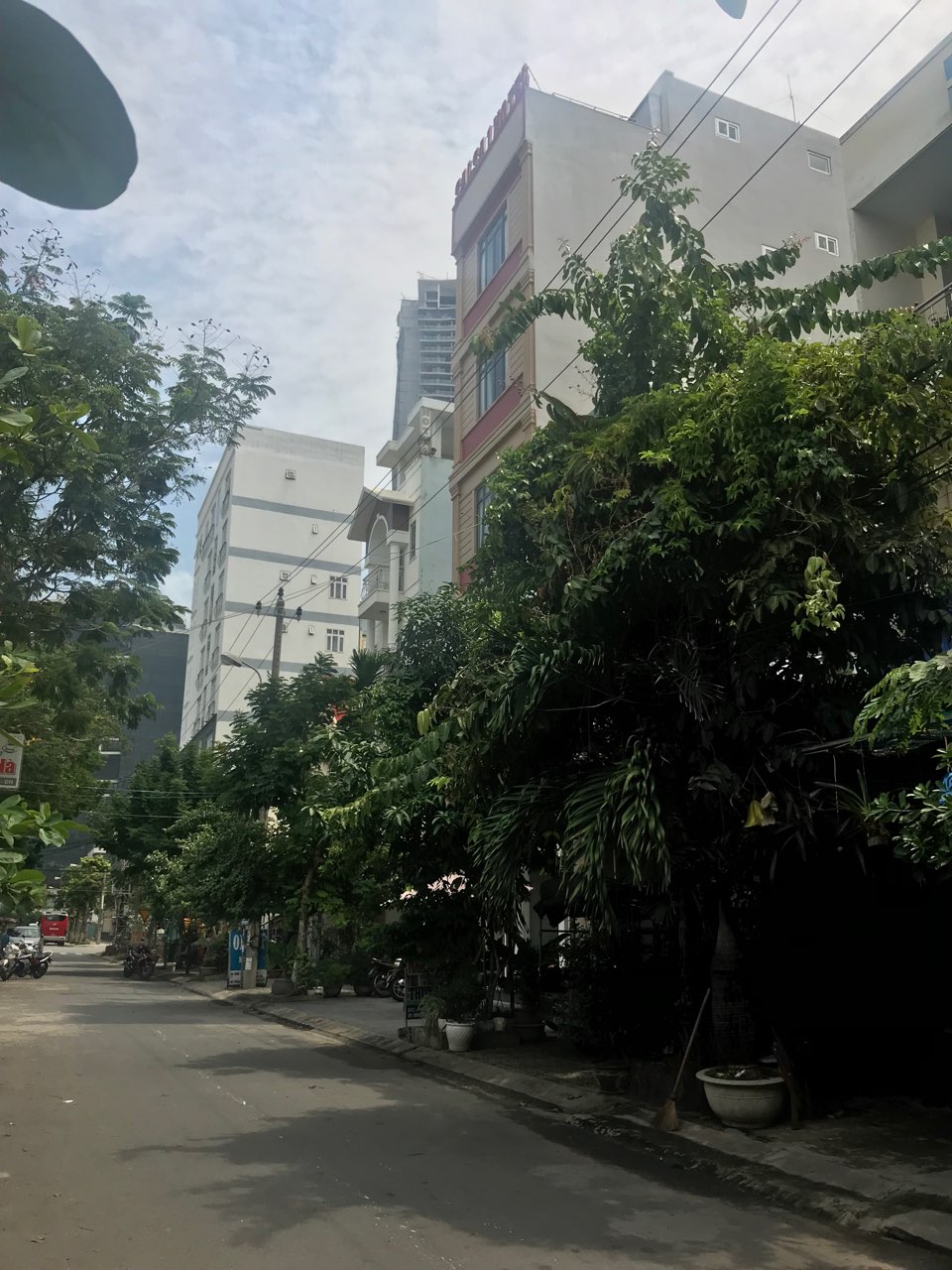 Bán khách sạn 6 tầng, mặt tiền Phạm Thiều, DT 5x20m giá 14 tỷ