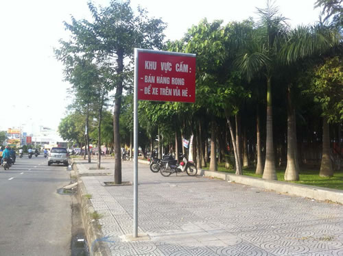 Bán nhà mặt tiền đường Nguyễn Tri Phương, vị trí cực kỳ sầm uất, đối diện công viên. LH 0919184728
