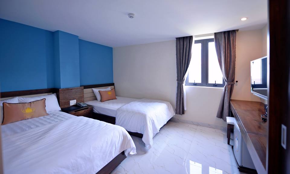 Bán khách sạn 235m2, 6 tầng, 28 phòng đường Lê Bình, Sơn Trà, gần biển Phạm Văn Đồng