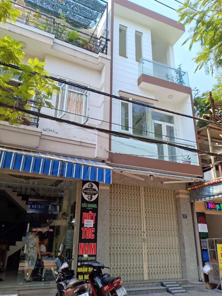 Nhà 3 tầng MT Thái Thị Bôi Đà Nẵng , khu kinh doanh sầm uất