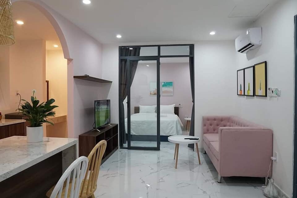 Bán nhà Kiệt Apartment Hồ Xuân Hương, DT: 250m2, chỉ 15M RA MẶT TIỀN, 4 tầng VIP 