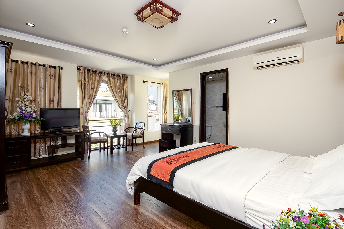 🏩 Khách sạn *** đường Lê Quang Đạo Khu Phố Tây thu nhập 400tr/tháng