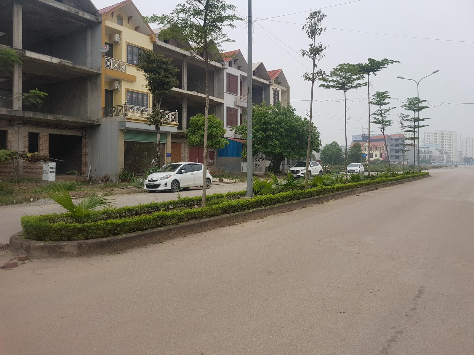Bán nhà xây thô 3,5 tầng mặt đường Lý Anh Tông giao với trục tây nam thành phố Bắc Ninh