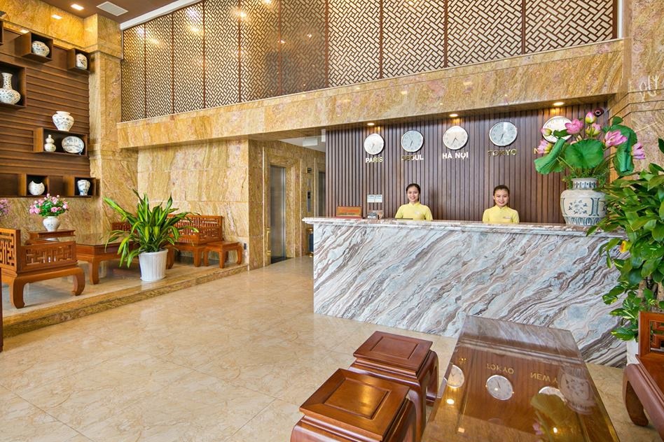 Bán khách sạn 3 sao mới, 52 phòng mặt biển Võ Nguyên Giáp, Sơn Trà, Đà Nẵng