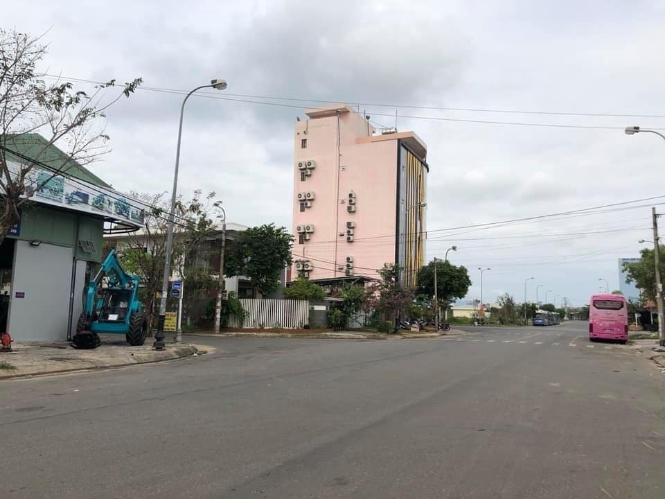 Bán nhà mặt Phố Đường Nguyễn Tường Phổ Hòa Minh Đà Nẵng 110m2 Giá 5.x tỷ