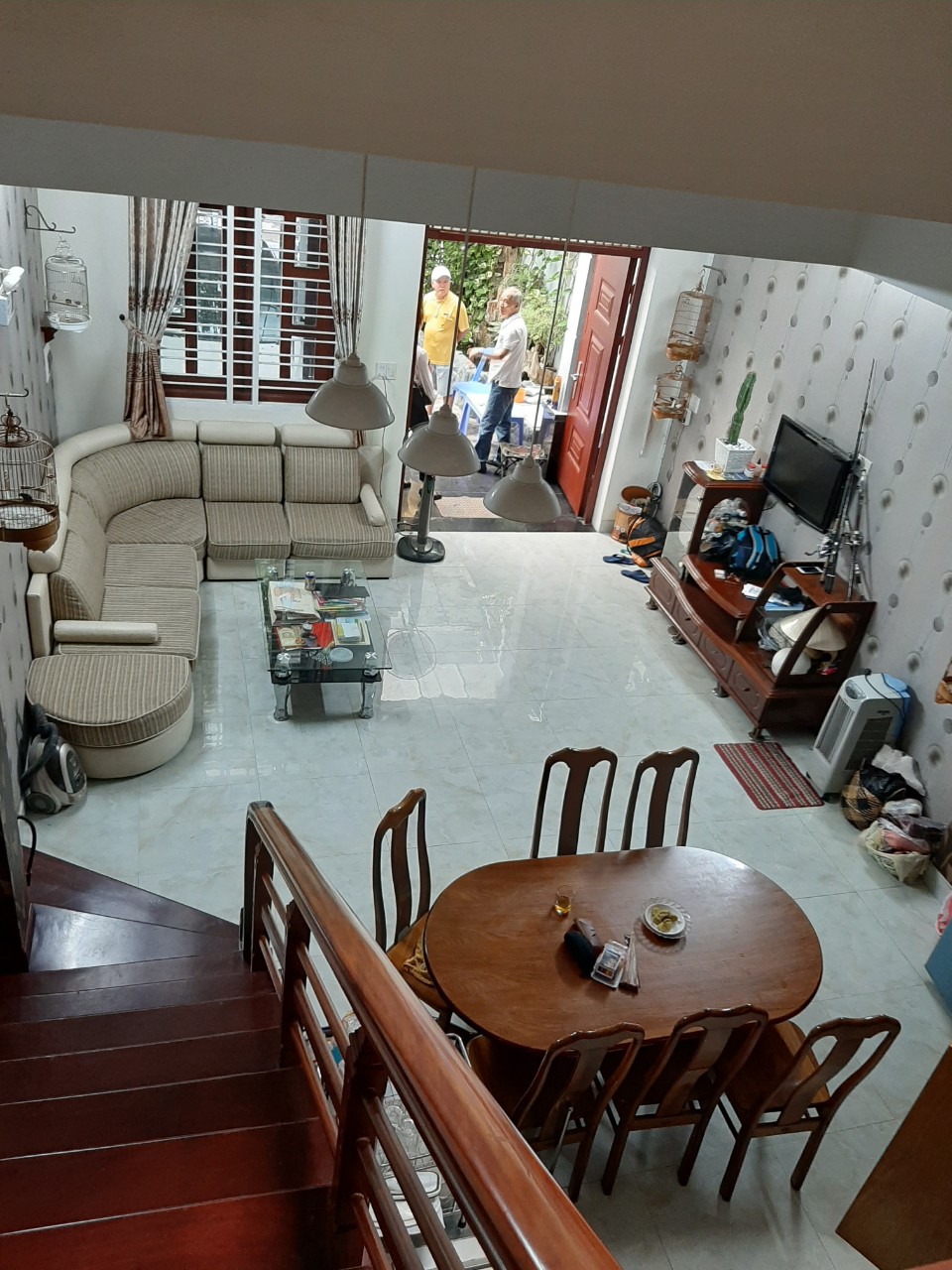 Cho thuê nhà 3T gần đường Phạm Văn Đồng 3PN,full nội thất,có hồ cá,sân đậu ô tô 22 tr/ tháng.LH ngay:0983.750.220