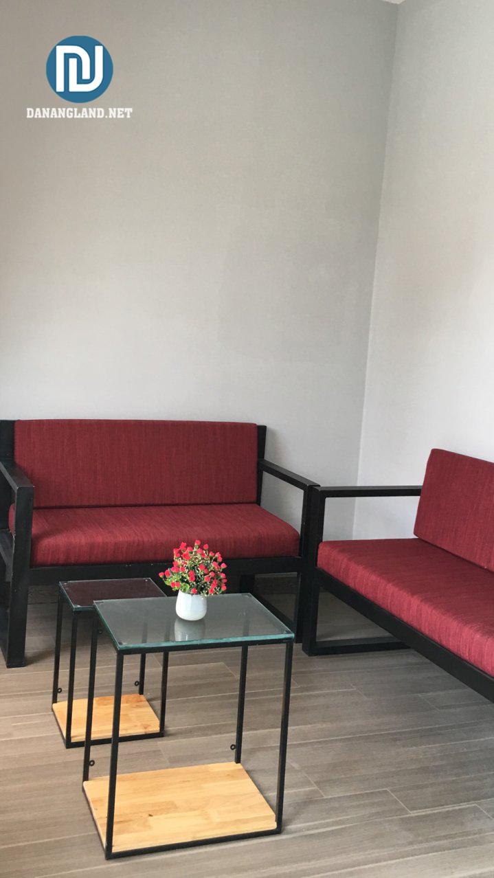 Bán nhà 2 kiệt 2.5m Ông Ích Khiêm, diện ích rộng mà giá quá rẻ.... Full nội thất siêu mới