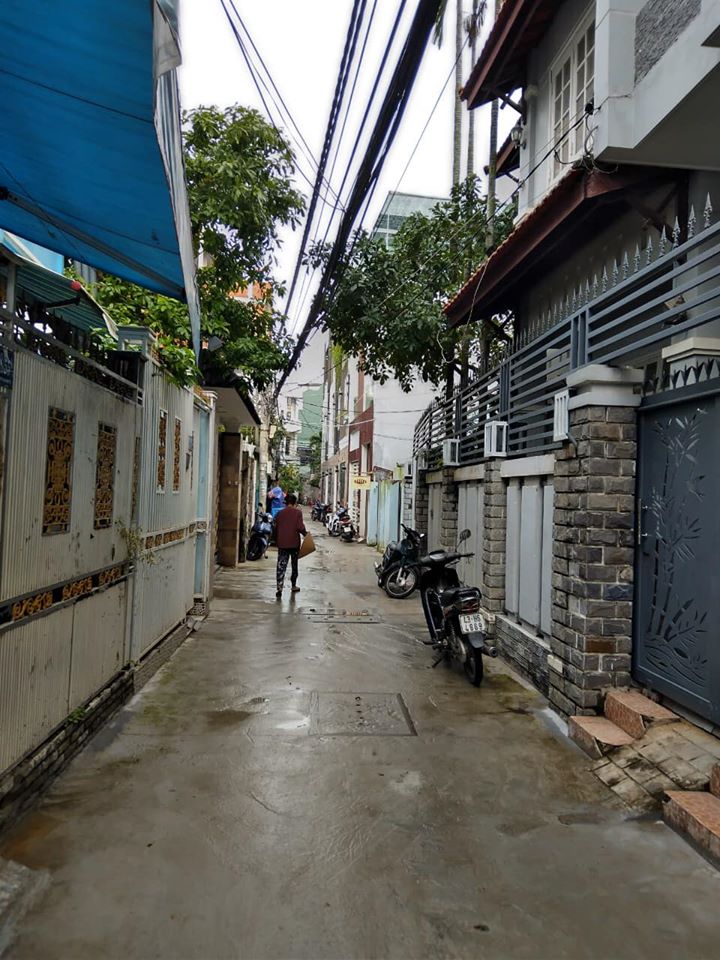 Bán nhà C4 kiệt ô tô 18 Ông Ích Khiêm gần Nguyễn Tất Thành, diện tích khủng, Đông Bắc: 0973343779