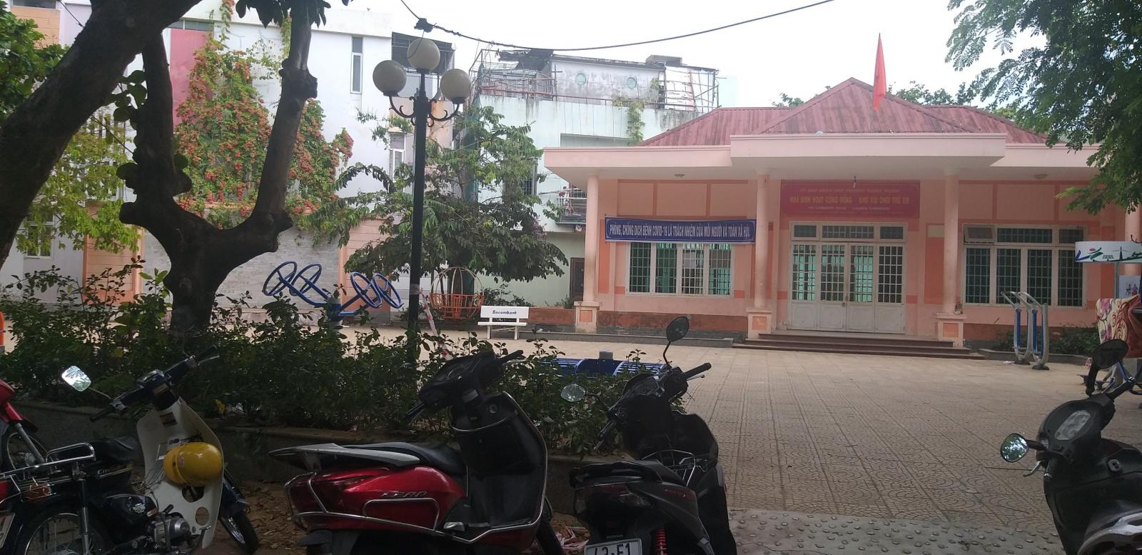 Bán nhà 4 tầng, mặt tiền đường Nguyễn Đức Cảnh, Hải Châu.
