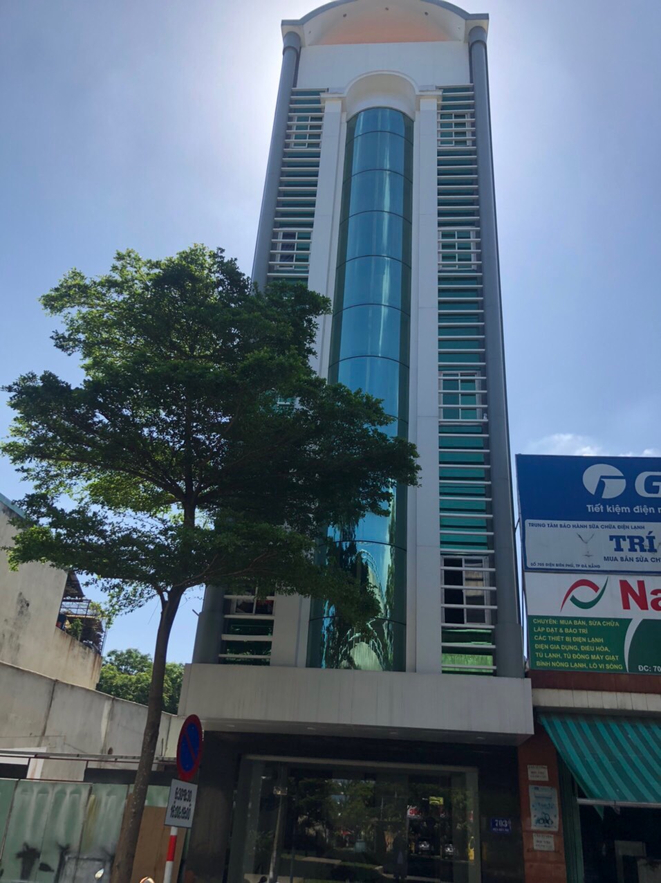 Cần ra hàng căn mặt tiền Điện Biên Phủ diện tích 100m2 cao 6 tầng thích hợp kinh doanh