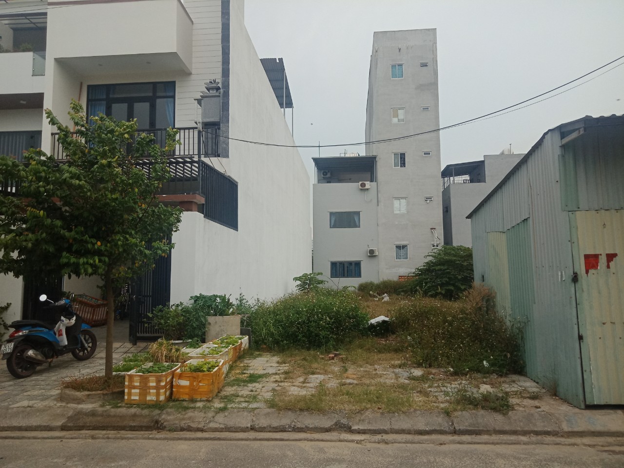 Cần bán lô đất đường Nước Mặn 6, Nam Việt Á, giá rẻ chỉ 4 tỷ. LH ngay 084.906.8093