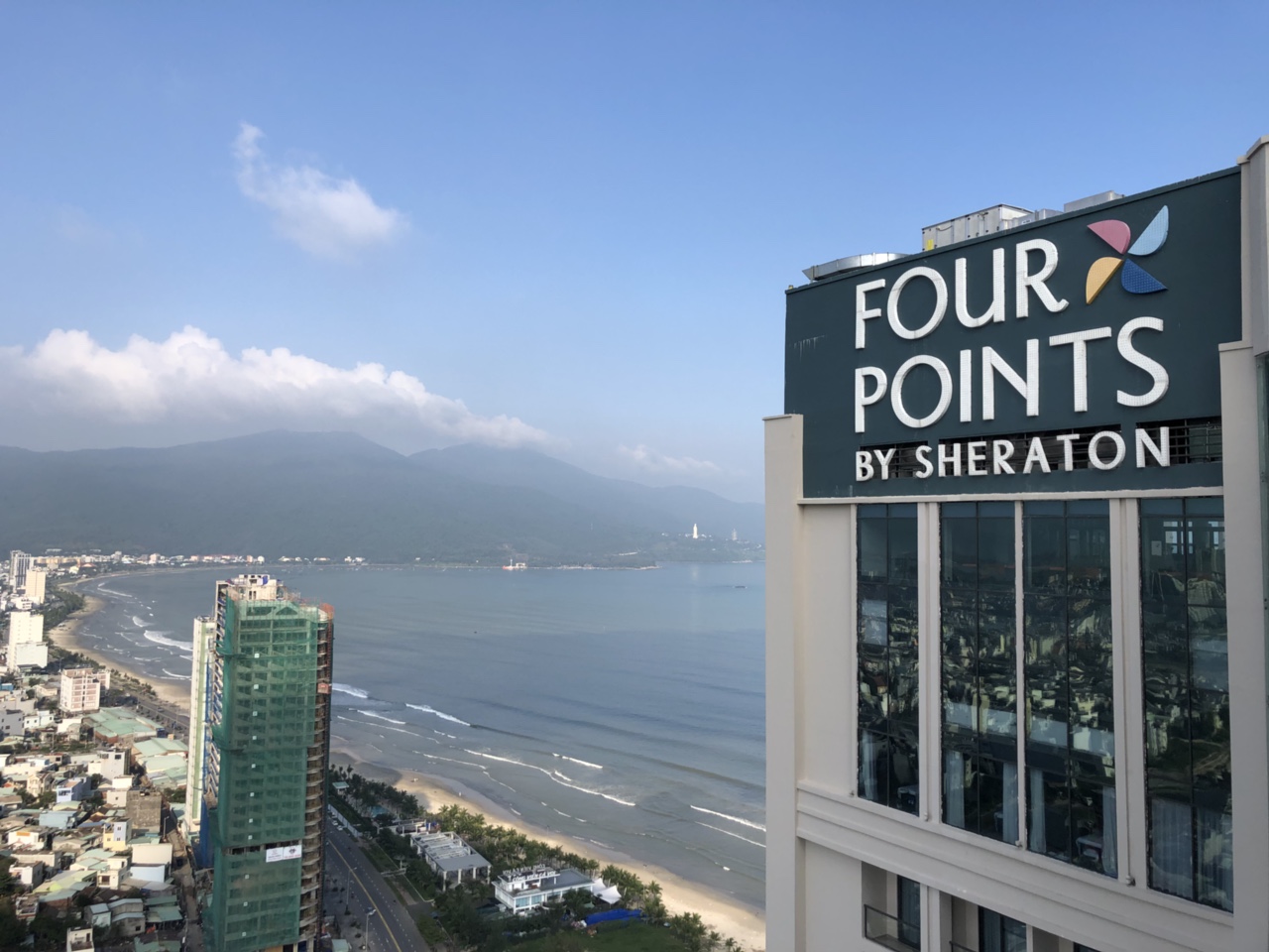 Bán căn hộ Four Points (Alphanam Luxury Apartment) diện tích 73m2 giá 3.9 tỷ-TOÀN HUY HOÀNG