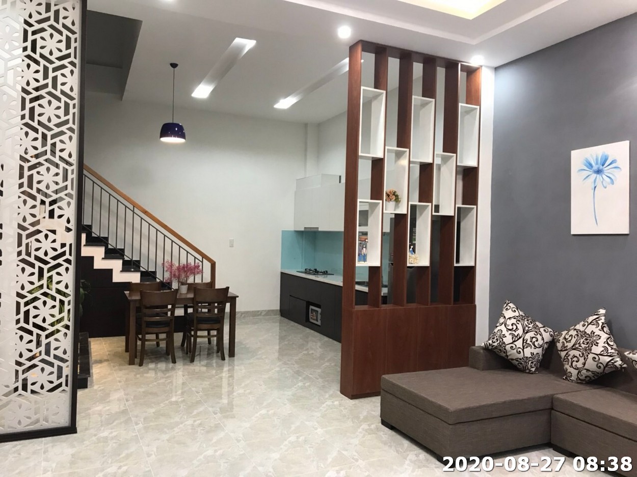 Bán nhà mới 3 tầng K226 Trưng Nữ Vương, 3PN, 3WC, có nội thất giá rẻ quận Hải Châu