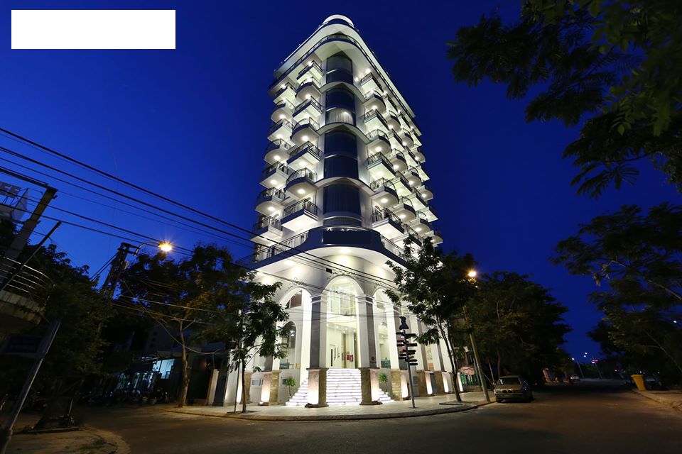 Bán Tòa Căn Hộ 6 tầng mặt tiền đường Phạm Văn Đồng, phường An Hải Bắc, Quận Sơn Trà. 