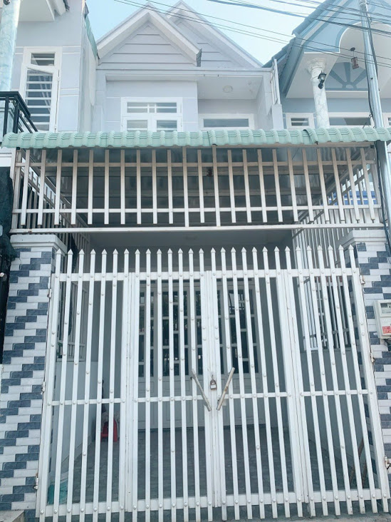 Nhà 1 trệt 1 lầu Bửu Hòa, gần chợ Đồn, UB phường Bửu hòa.SHR, đường 2 xe hơi tránh nhau