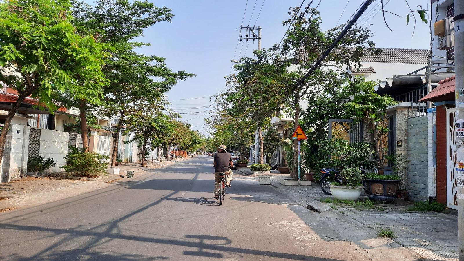Cần Bán đất 137m2 đường 7m5 Nguyễn Công Hoan, Cẩm Lệ giá rẻ