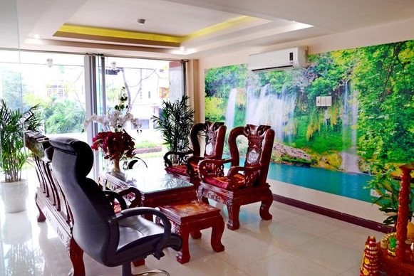 Bán ks Hồ Xuân Hương.6 tầng 13 phòng giá 16,5 tỷ